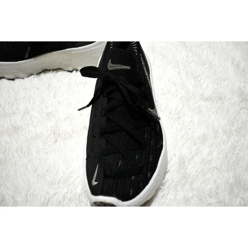 Nike Space Hippie 04 Black/Light Smoke Grey Black DA2725 001 - Women’s Size 9